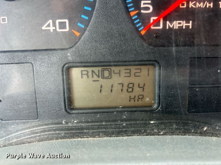 image for item EK8026 2003 International 7400 flatbed truck