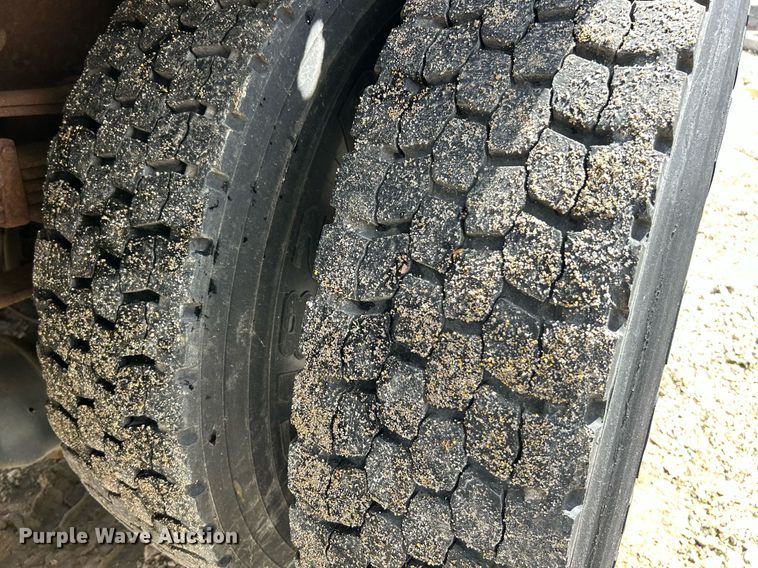 image for item EK8026 2003 International 7400 flatbed truck