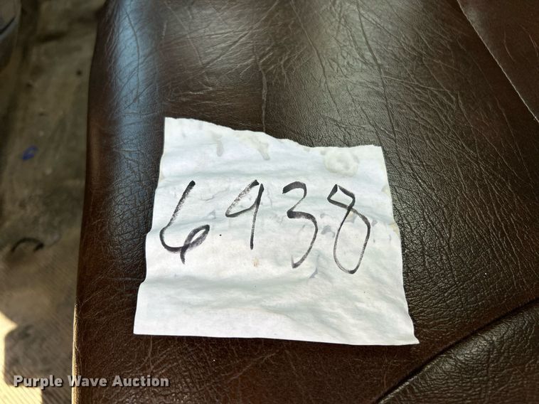 image for item EK8026 2003 International 7400 flatbed truck