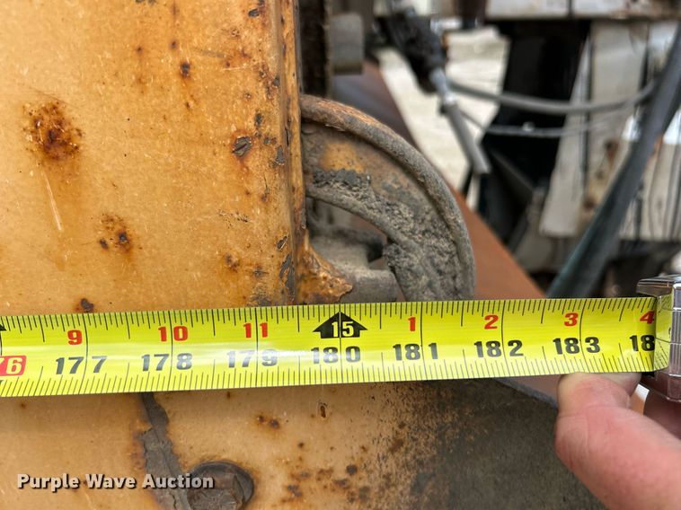 image for item EK8027 2010 Mack Granite dump truck