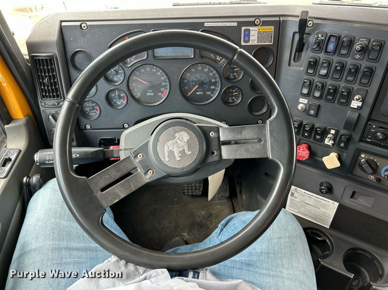 image for item EK8027 2010 Mack Granite dump truck