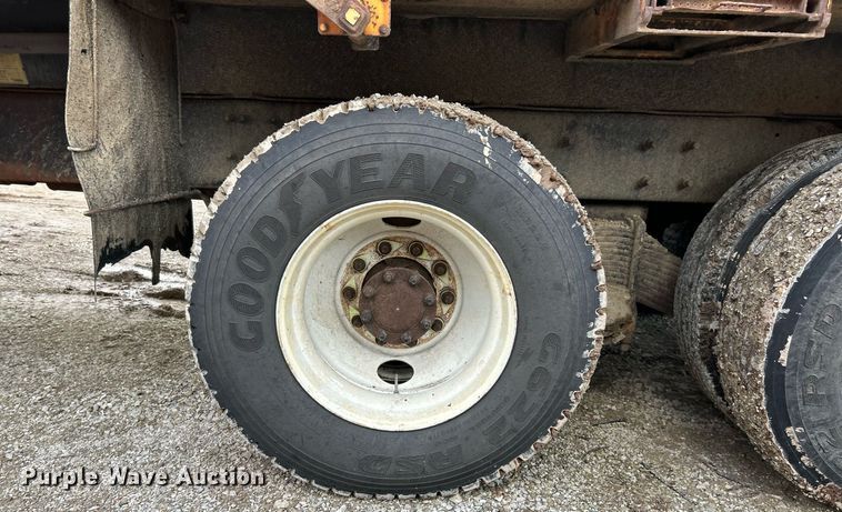 image for item EK8027 2010 Mack Granite dump truck