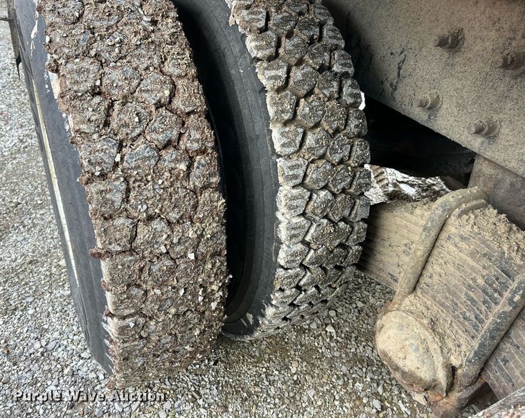 image for item EK8027 2010 Mack Granite dump truck