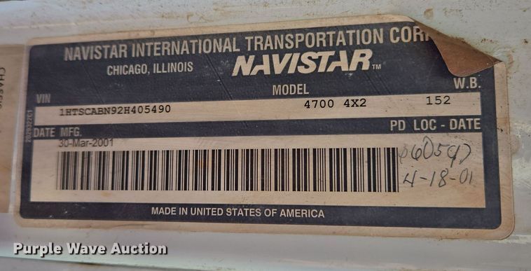 image for item EL1984 2002 International  4700 dump truck