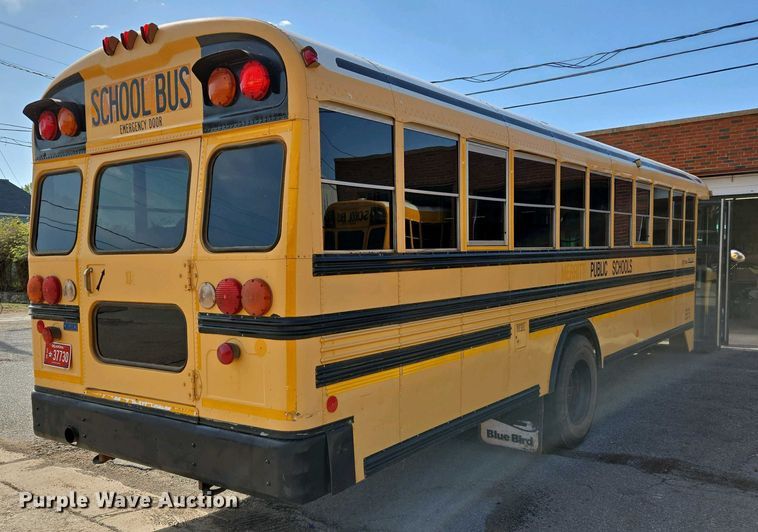 image for item EL2004 2007 Blue Bird school bus