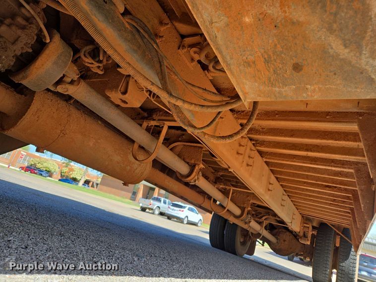 image for item EL2004 2007 Blue Bird school bus