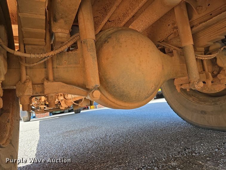 image for item EL2004 2007 Blue Bird school bus