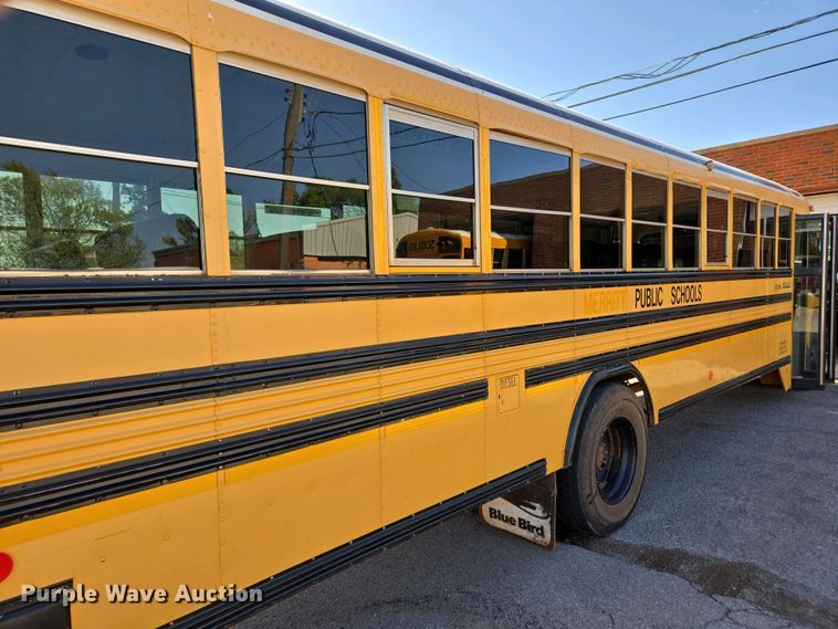 image for item EL2004 2007 Blue Bird school bus