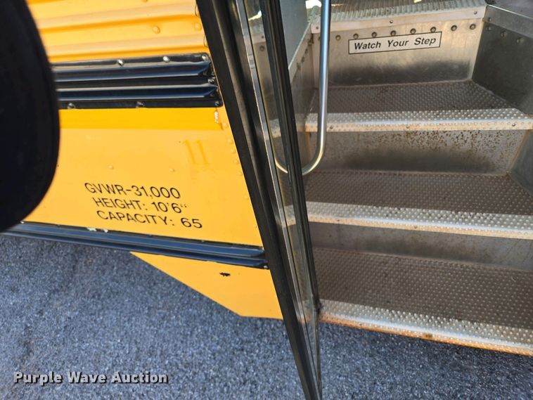 image for item EL2004 2007 Blue Bird school bus