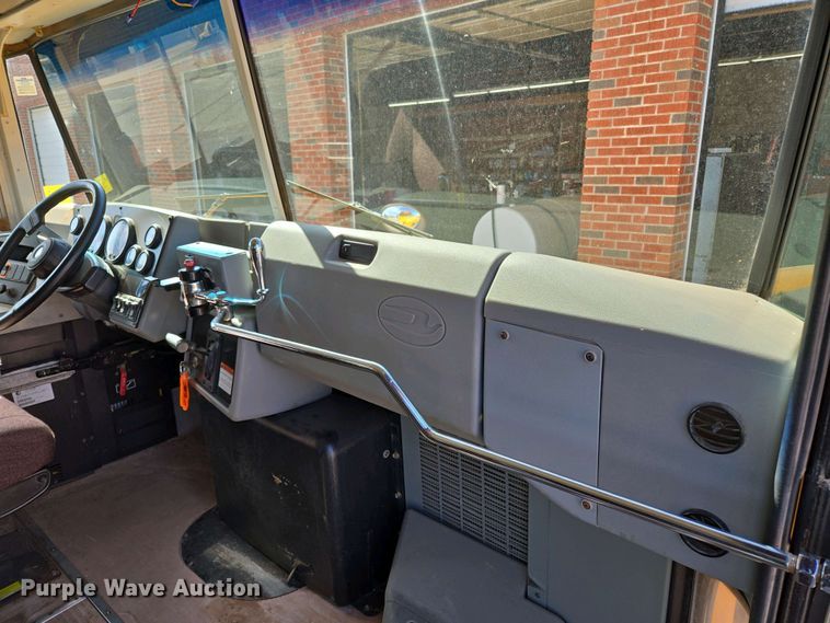 image for item EL2004 2007 Blue Bird school bus