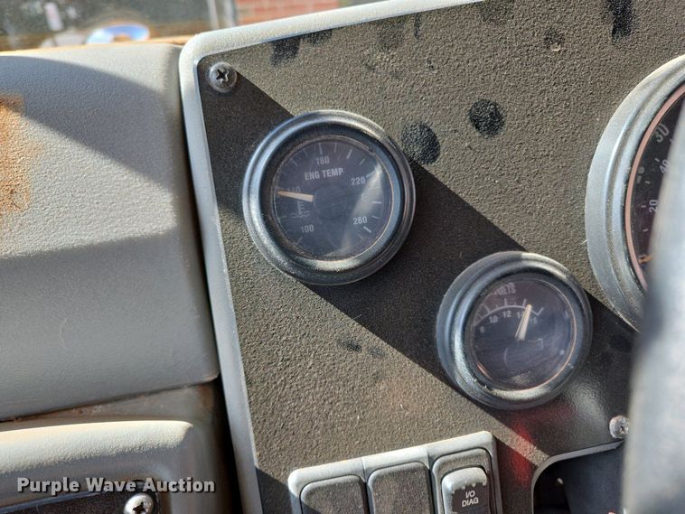 image for item EL2004 2007 Blue Bird school bus