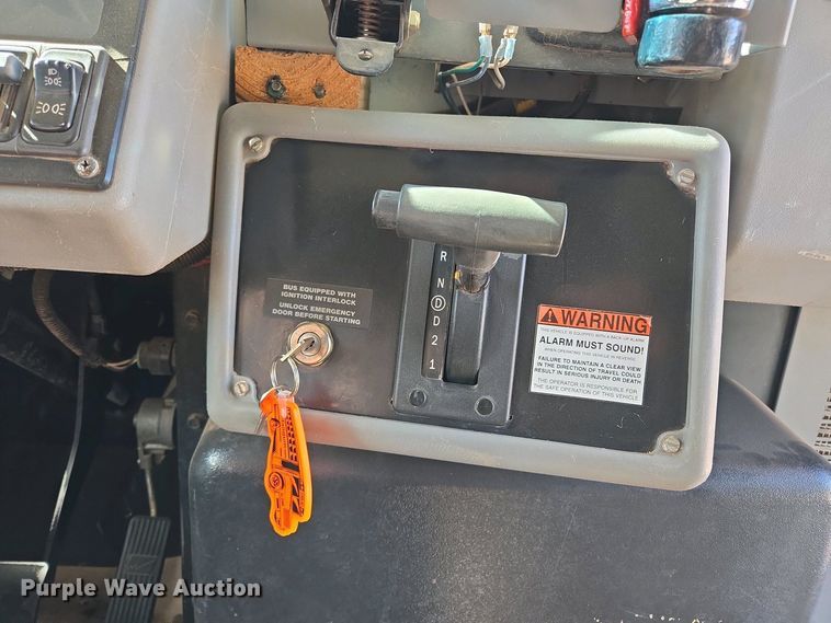 image for item EL2004 2007 Blue Bird school bus