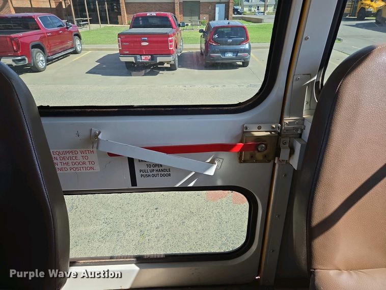 image for item EL2004 2007 Blue Bird school bus