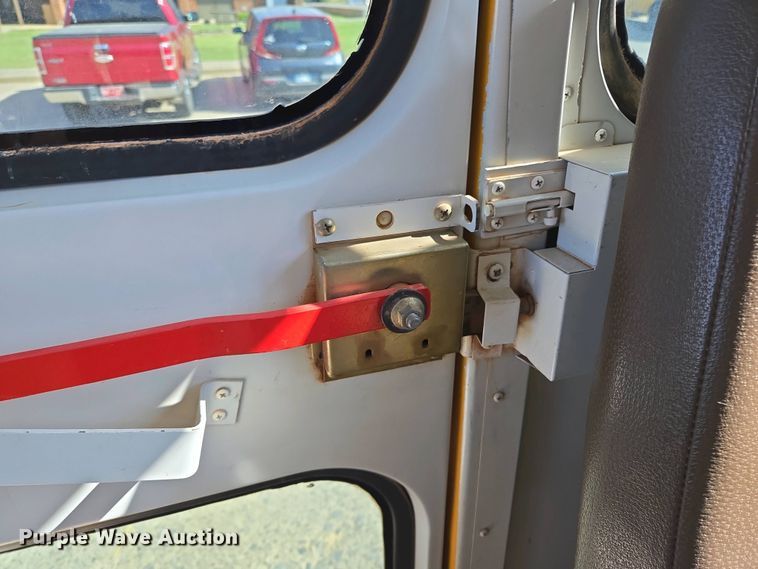 image for item EL2004 2007 Blue Bird school bus