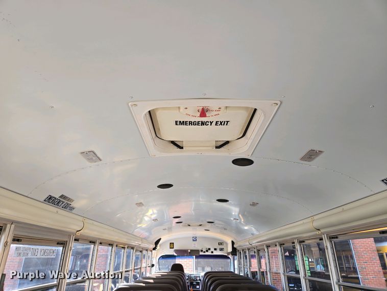 image for item EL2004 2007 Blue Bird school bus