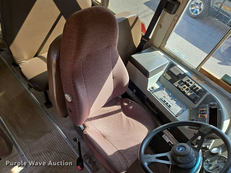 image for item EL2004 2007 Blue Bird school bus