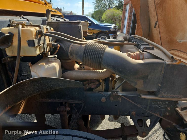 image for item EL2004 2007 Blue Bird school bus