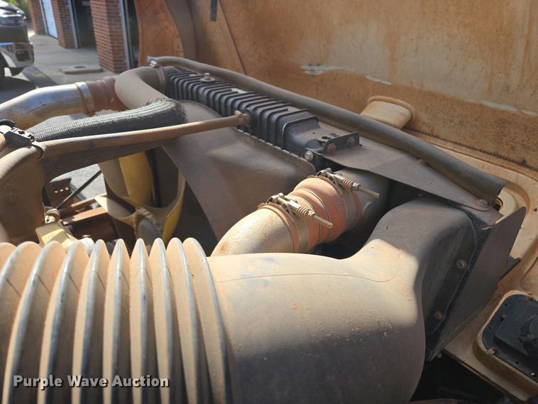 image for item EL2004 2007 Blue Bird school bus