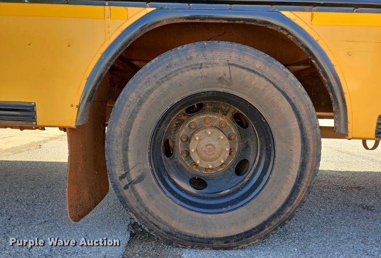 image for item EL2004 2007 Blue Bird school bus