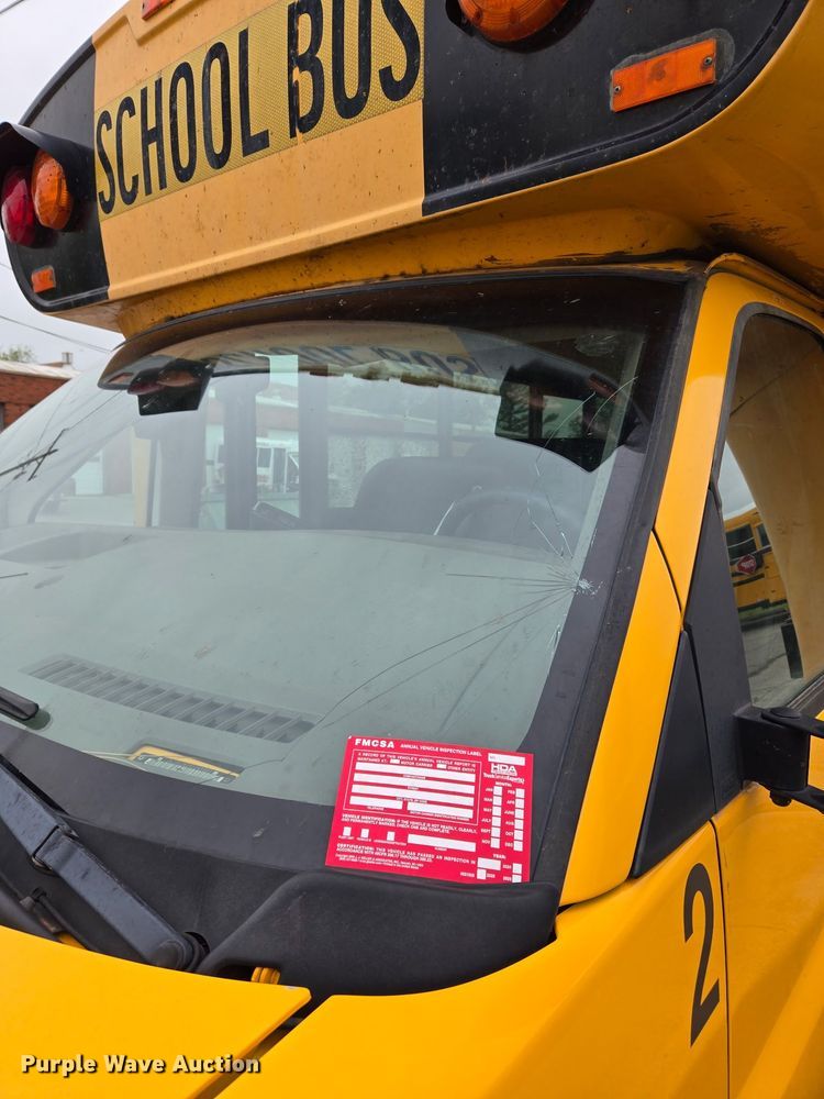 image for item EL2005 2009 Chevrolet 3500 school bus