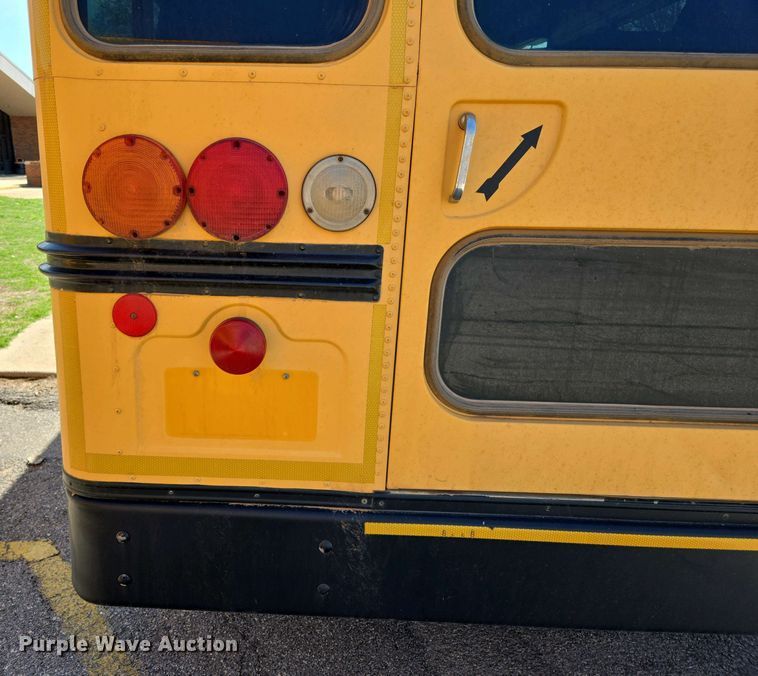 image for item EL2005 2009 Chevrolet 3500 school bus