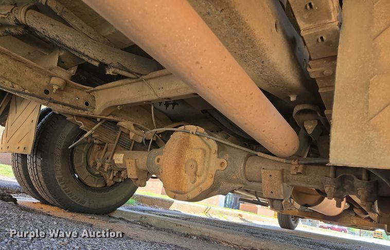 image for item EL2005 2009 Chevrolet 3500 school bus