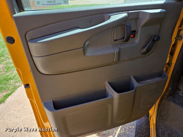 image for item EL2005 2009 Chevrolet 3500 school bus