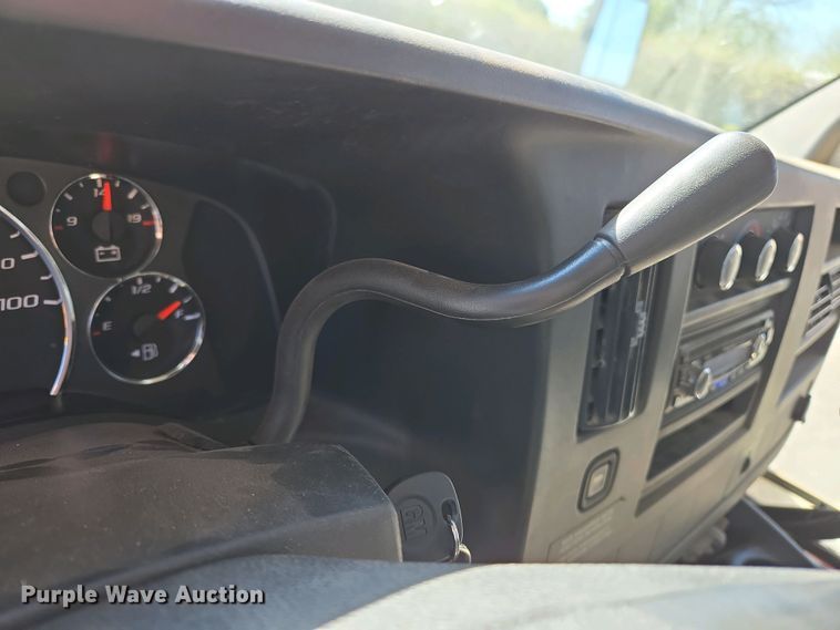 image for item EL2005 2009 Chevrolet 3500 school bus