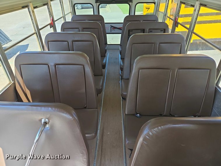 image for item EL2005 2009 Chevrolet 3500 school bus