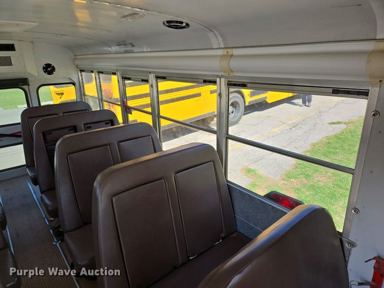 image for item EL2005 2009 Chevrolet 3500 school bus