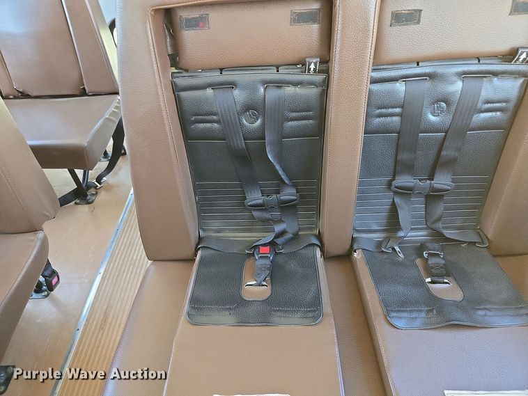 image for item EL2005 2009 Chevrolet 3500 school bus