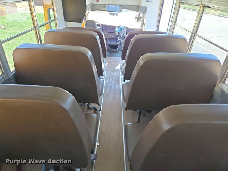 image for item EL2005 2009 Chevrolet 3500 school bus