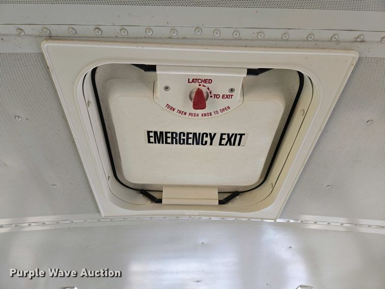 image for item EL2005 2009 Chevrolet 3500 school bus