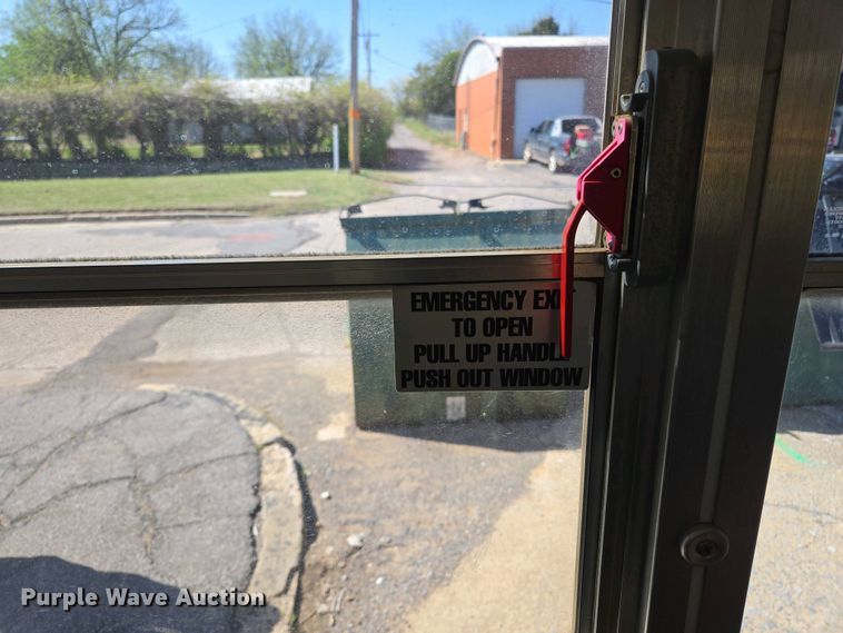 image for item EL2005 2009 Chevrolet 3500 school bus