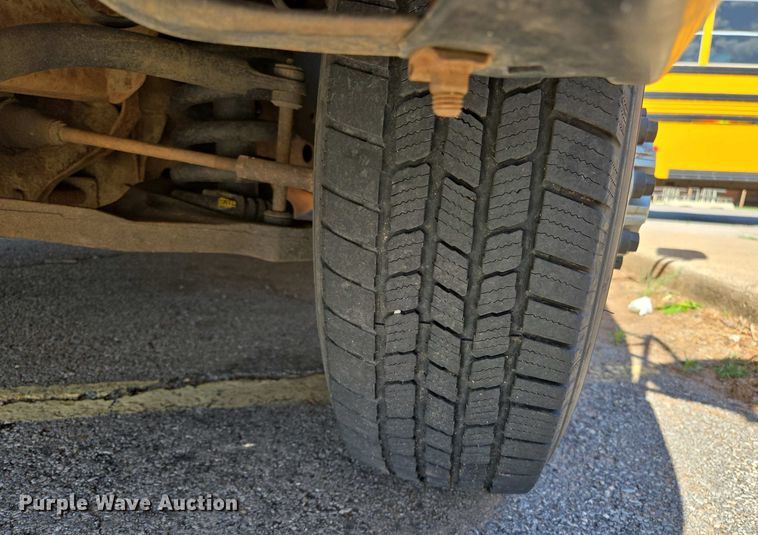 image for item EL2005 2009 Chevrolet 3500 school bus