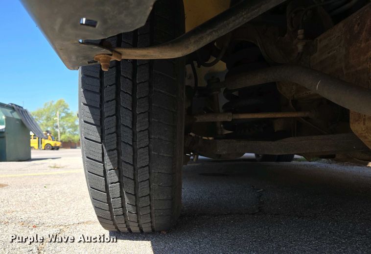 image for item EL2005 2009 Chevrolet 3500 school bus