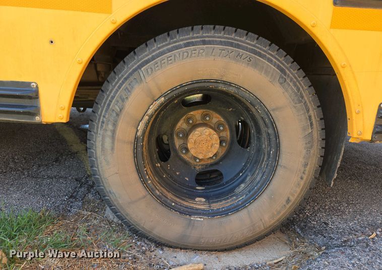 image for item EL2005 2009 Chevrolet 3500 school bus