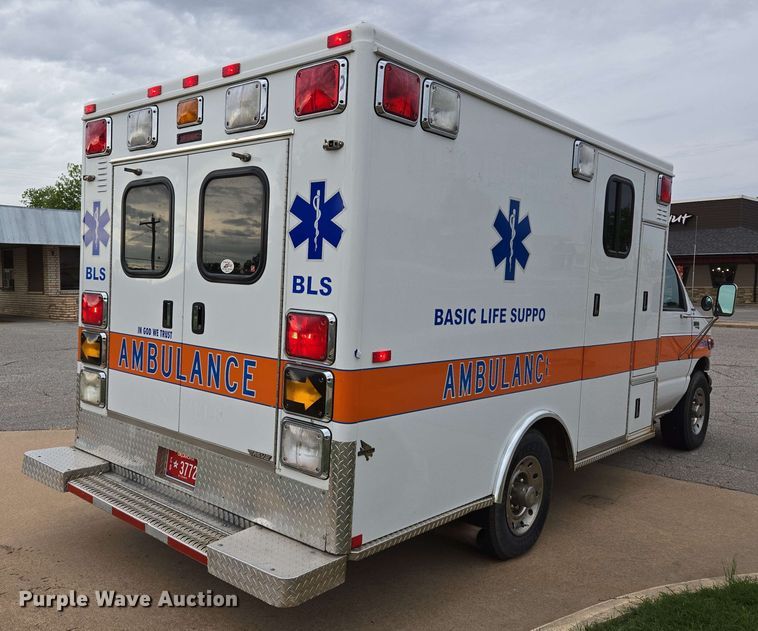image for item EL2058 1997 Ford E350 ambulance