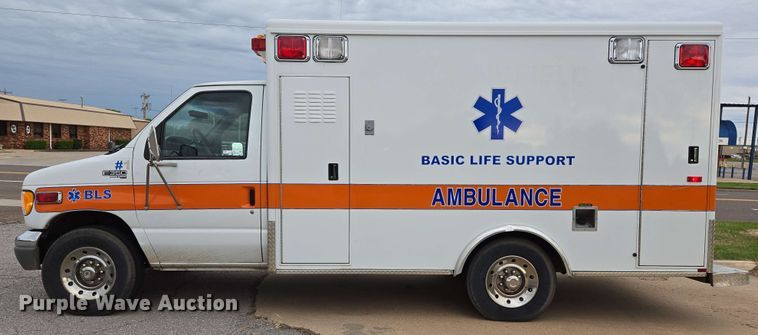 image for item EL2058 1997 Ford E350 ambulance