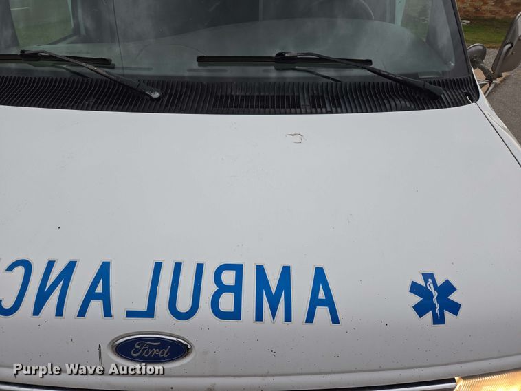 image for item EL2058 1997 Ford E350 ambulance