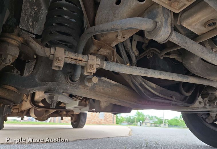 image for item EL2058 1997 Ford E350 ambulance