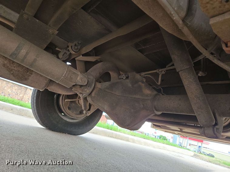 image for item EL2058 1997 Ford E350 ambulance