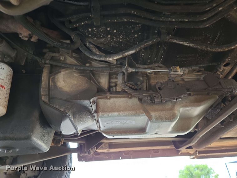 image for item EL2058 1997 Ford E350 ambulance