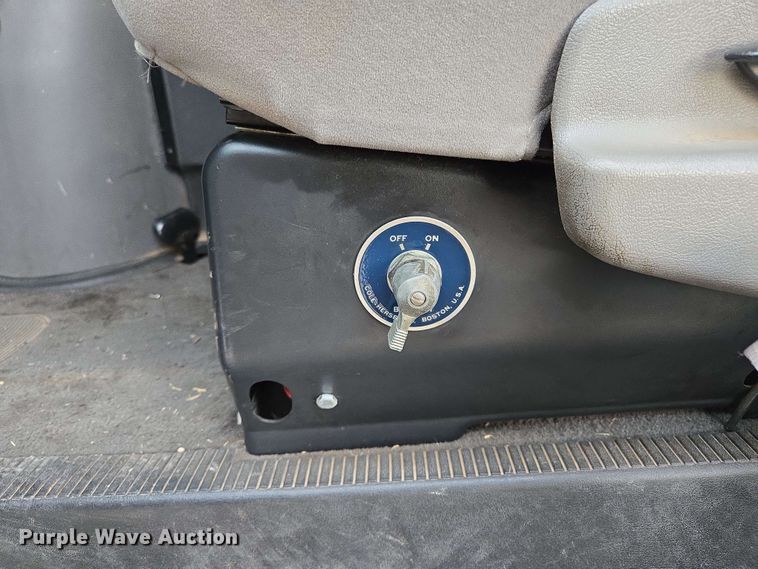 image for item EL2058 1997 Ford E350 ambulance