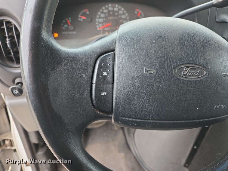 image for item EL2058 1997 Ford E350 ambulance