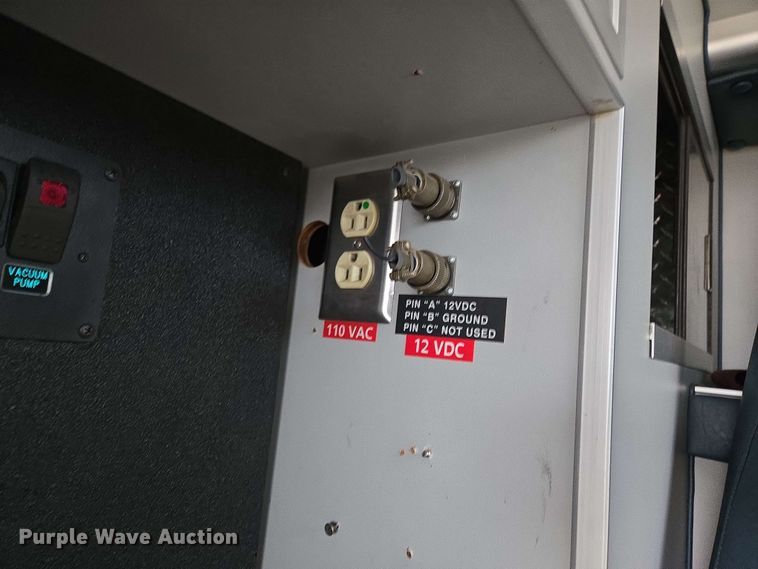 image for item EL2058 1997 Ford E350 ambulance