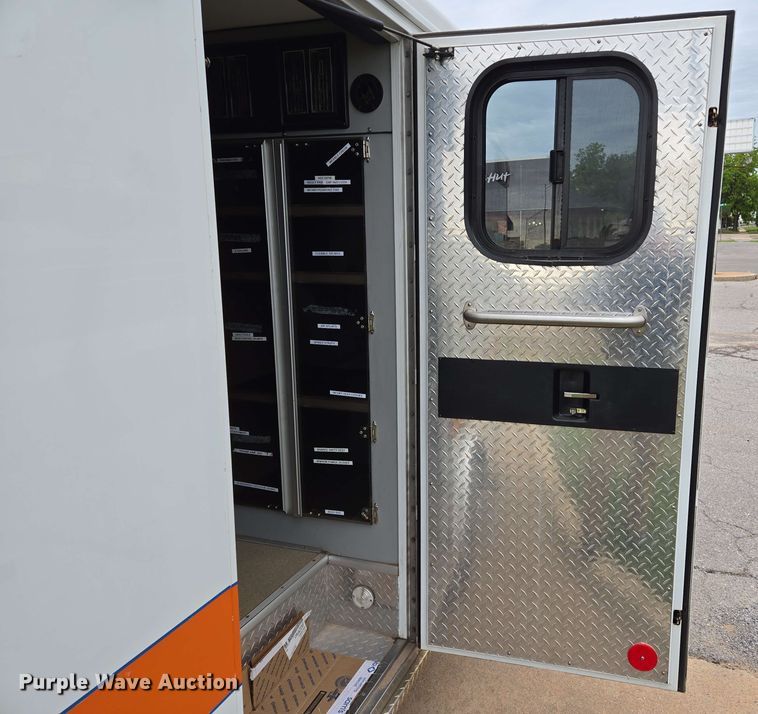 image for item EL2058 1997 Ford E350 ambulance