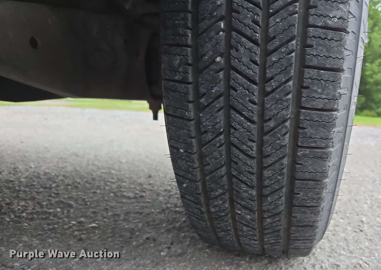 image for item EL2058 1997 Ford E350 ambulance