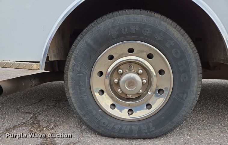 image for item EL2058 1997 Ford E350 ambulance