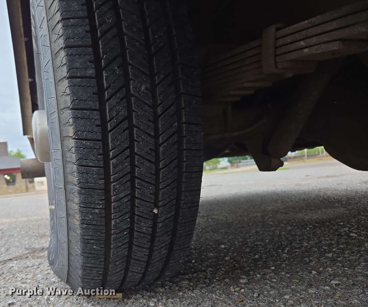 image for item EL2058 1997 Ford E350 ambulance